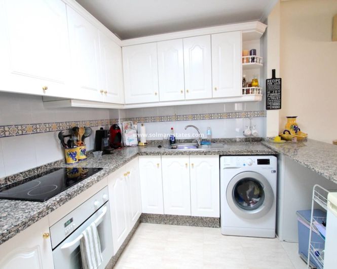 Image No.18-3 Bed Townhouse for sale