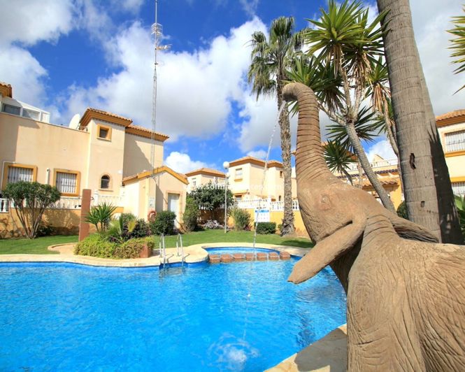 Image No.2-3 Bed Townhouse for sale