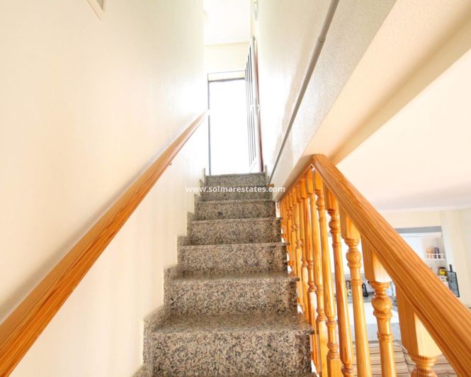 Image No.24-3 Bed Townhouse for sale