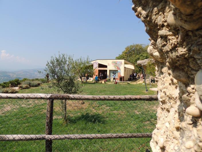 Image No.41-6 Bed Farmhouse for sale