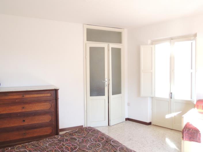 Image No.13-1 Bed Villa / Detached for sale