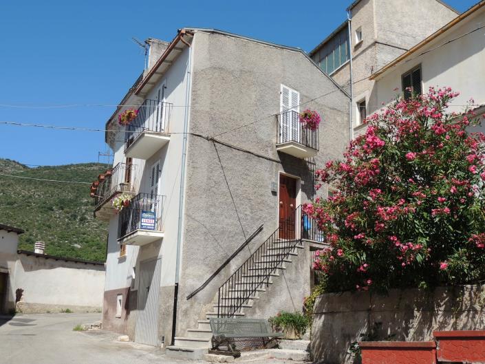 Image No.4-1 Bed Villa / Detached for sale