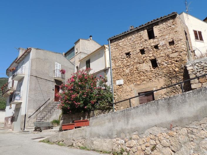 Image No.3-1 Bed Villa / Detached for sale