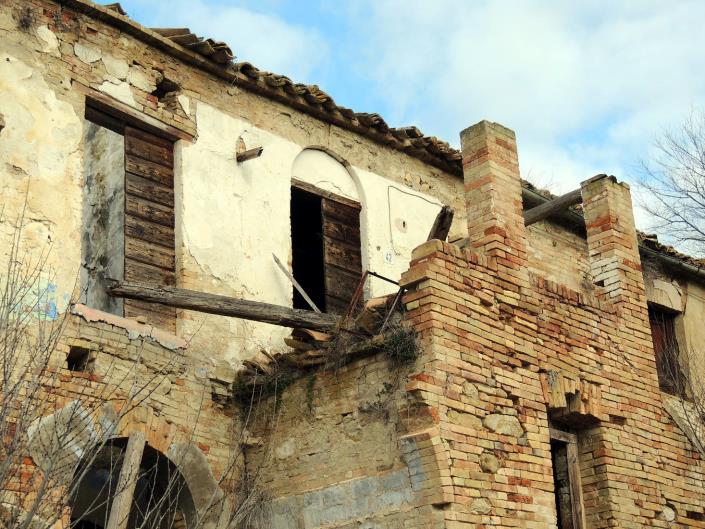 Image No.7-5 Bed House for sale