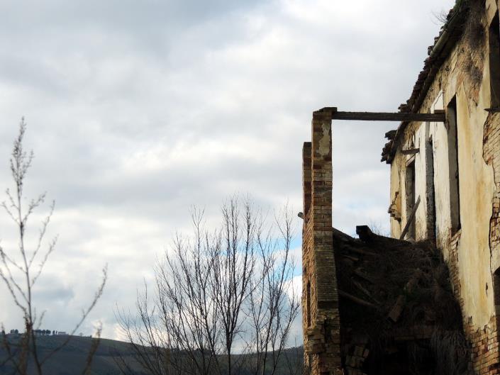 Image No.8-5 Bed House for sale