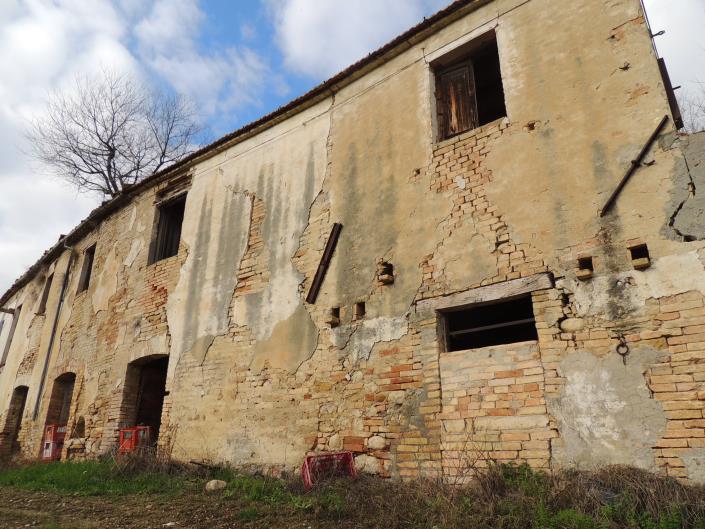 Image No.15-5 Bed House for sale