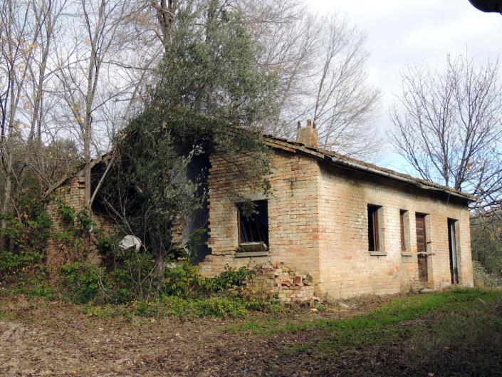 Image No.17-5 Bed House for sale