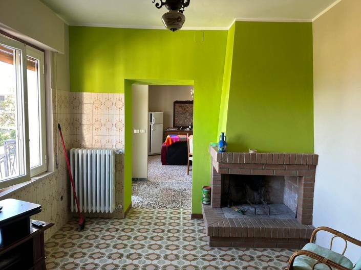 Image No.21-3 Bed Property for sale