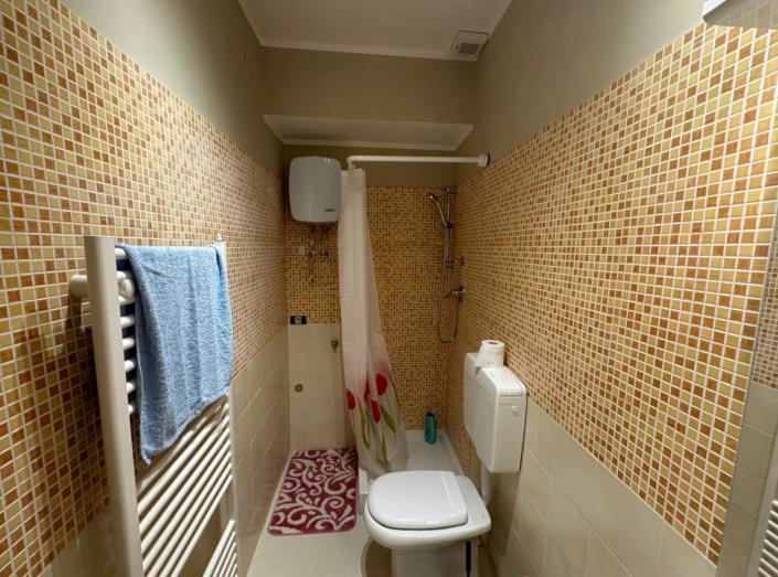 Image No.26-3 Bed Property for sale