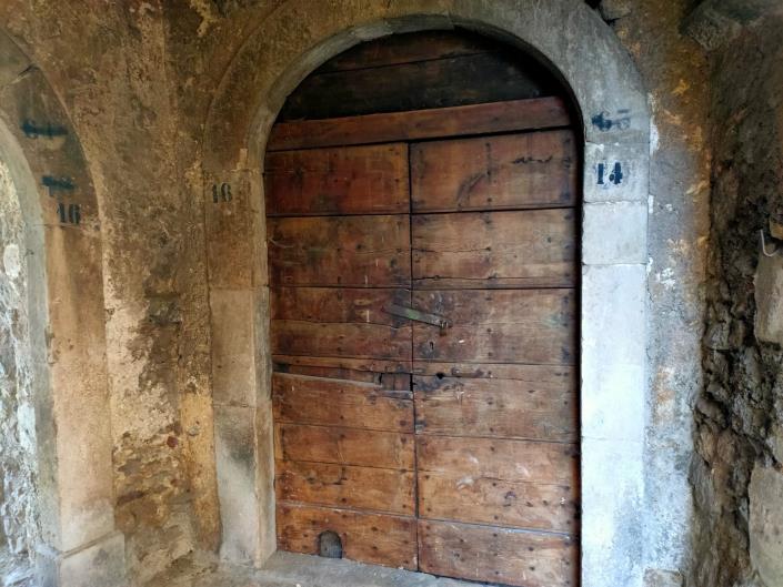 Image No.32-2 Bed House for sale