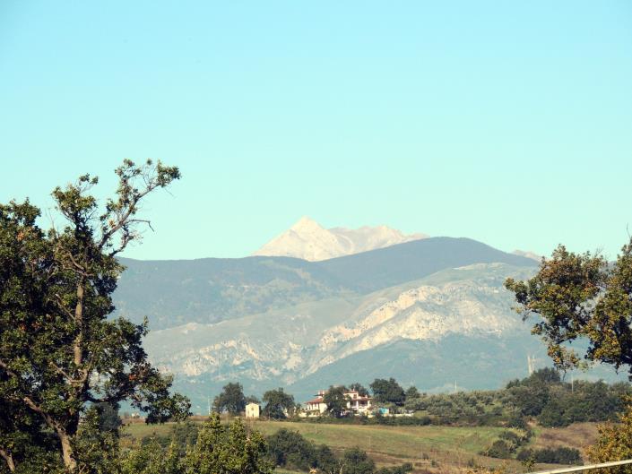 Image No.2-2 Bed Country House for sale