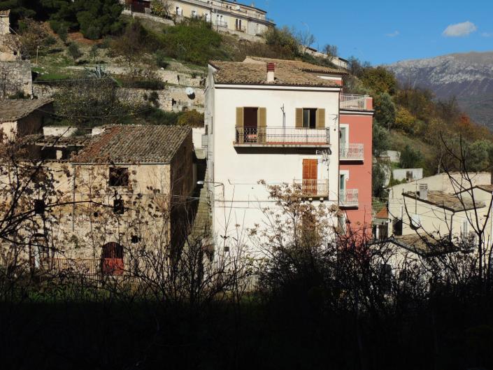 Image No.4-2 Bed Villa / Detached for sale