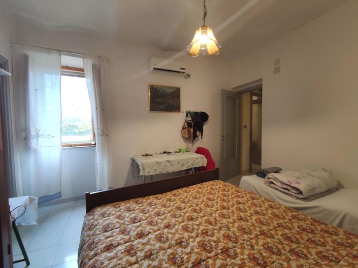 Image No.23-2 Bed House for sale