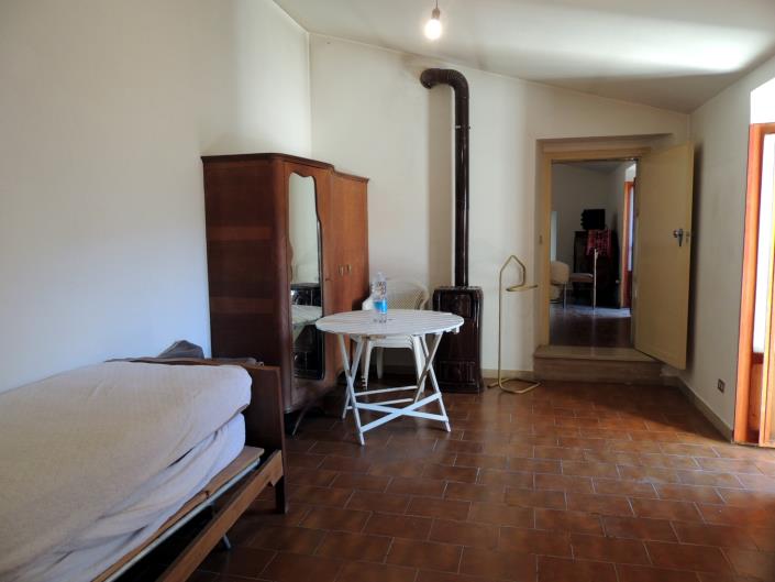 Image No.19-3 Bed Country House for sale