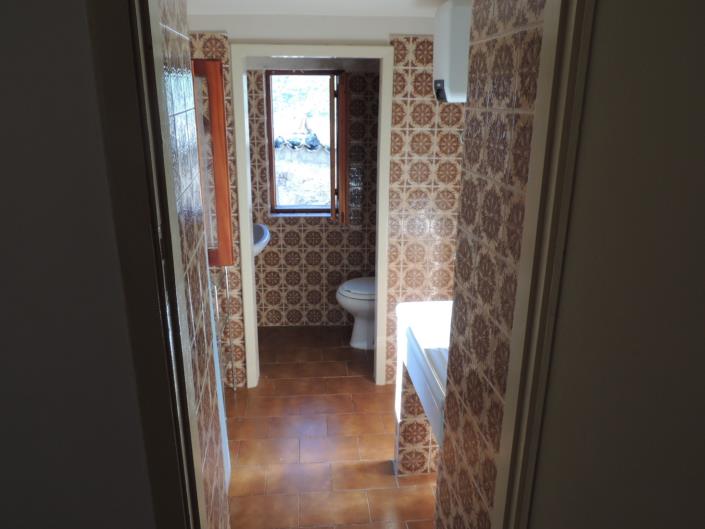 Image No.20-3 Bed Country House for sale