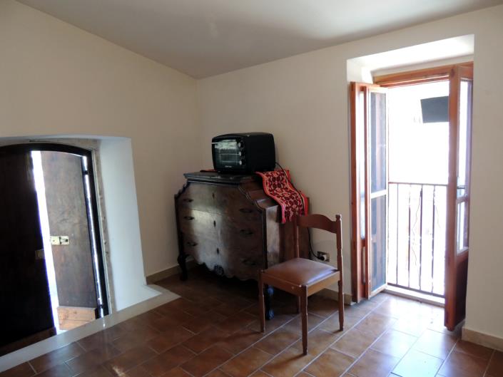 Image No.25-3 Bed Country House for sale