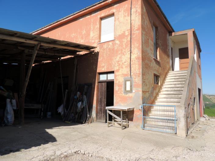 Image No.7-2 Bed Country House for sale