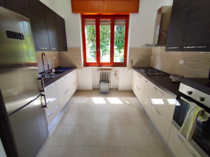 Image No.11-5 Bed Villa / Detached for sale