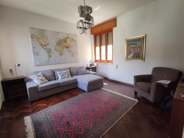 Image No.22-5 Bed Villa / Detached for sale