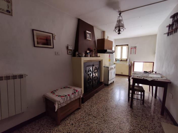 Image No.20-2 Bed House for sale