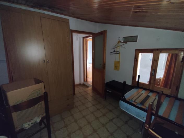 Image No.24-2 Bed House for sale