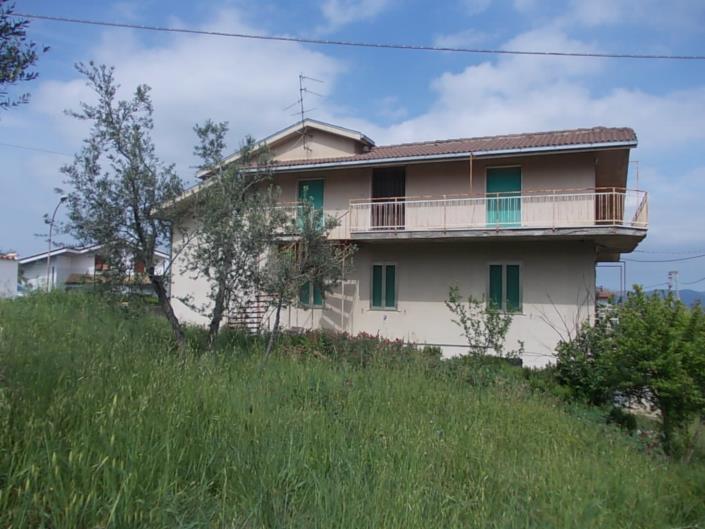 Image No.3-5 Bed Villa / Detached for sale
