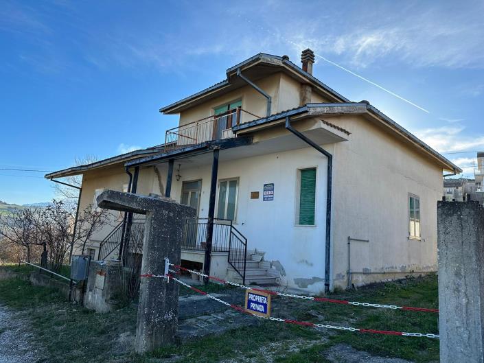 Image No.2-5 Bed Villa / Detached for sale