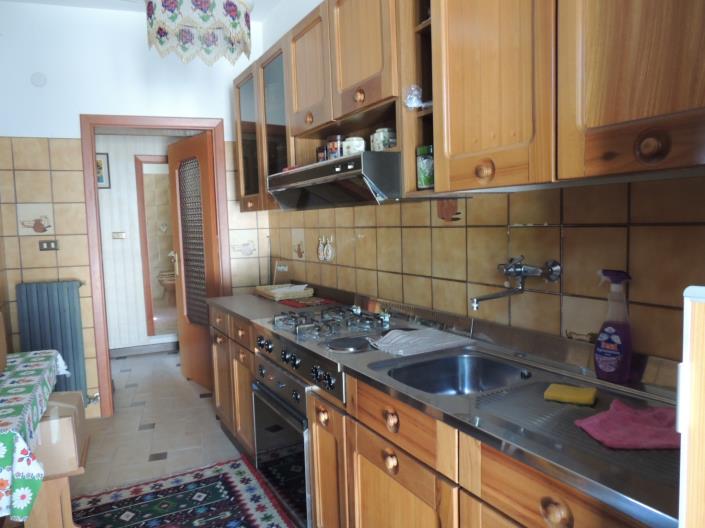 Image No.6-3 Bed Townhouse for sale