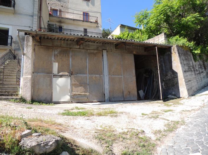 Image No.21-3 Bed Townhouse for sale