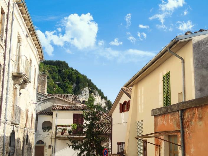 Image No.17-2 Bed Apartment for sale