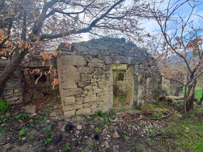 Image No.13-4 Bed Country House for sale