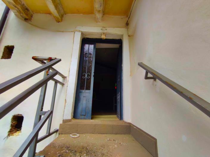 Image No.3-1 Bed House for sale