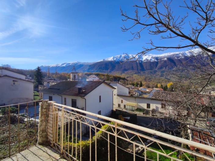 Image No.7-4 Bed House for sale