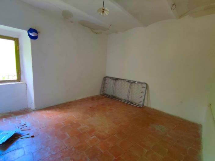 Image No.23-4 Bed House for sale