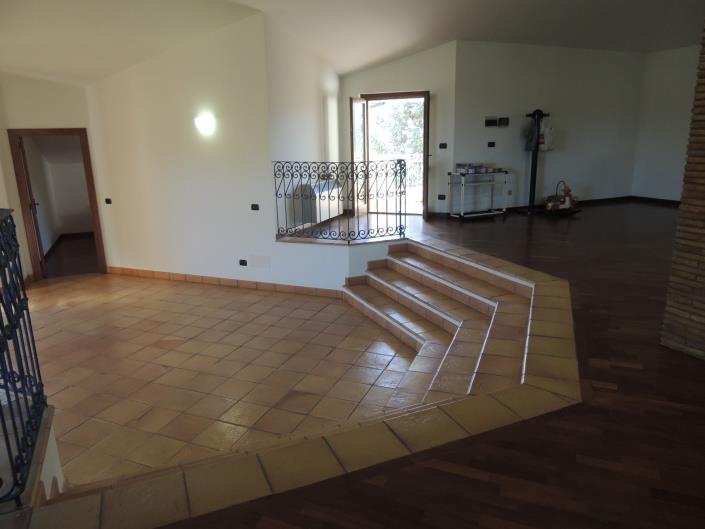 Image No.26-7 Bed Villa for sale