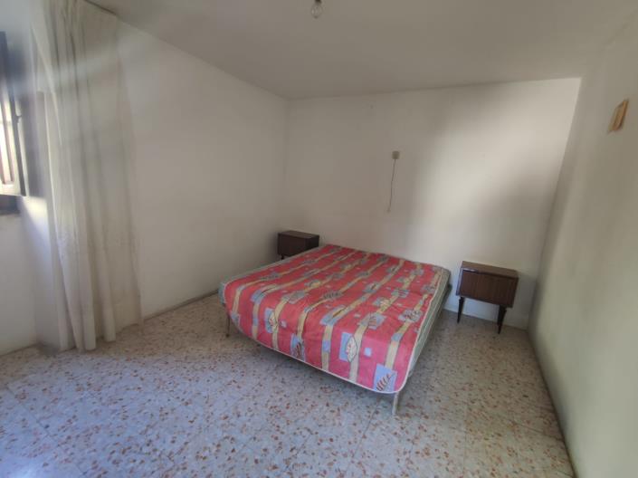 Image No.10-3 Bed House for sale