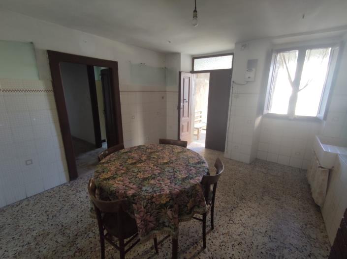 Image No.7-3 Bed House for sale