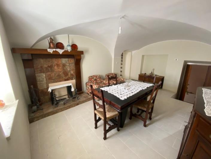 Image No.7-3 Bed House for sale