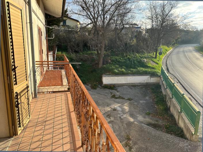 Image No.22-2 Bed Property for sale