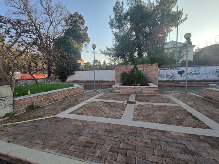 Image No.5-2 Bed Property for sale