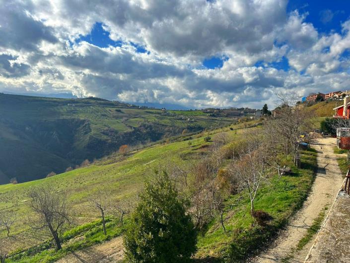 Image No.4-3 Bed Property for sale