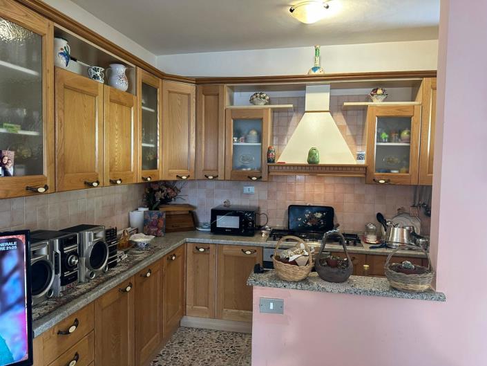 Image No.14-3 Bed Property for sale