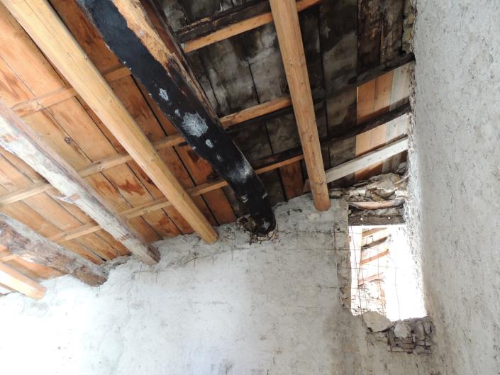 Image No.14-2 Bed Property for sale