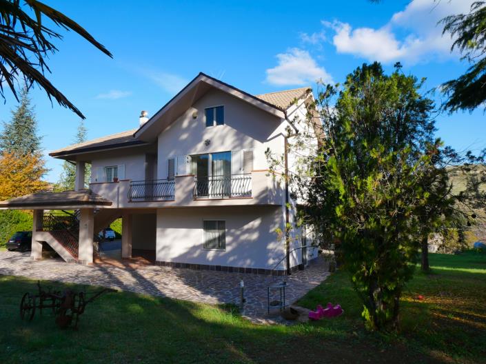 Image No.3-4 Bed Villa for sale