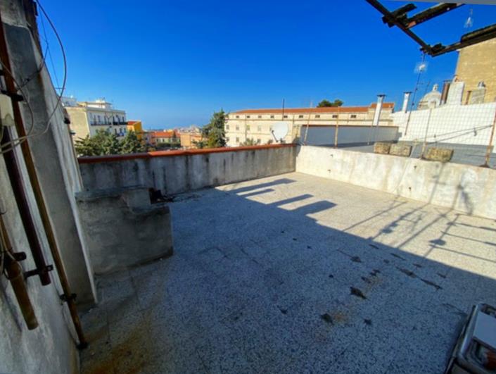 Image No.15-2 Bed Apartment for sale