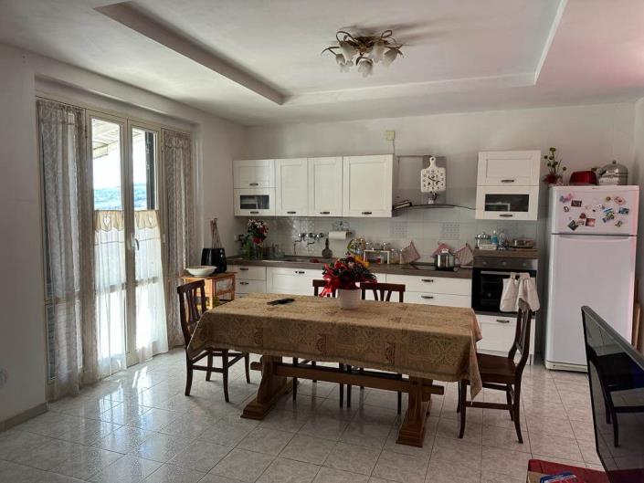 Image No.26-4 Bed Country House for sale