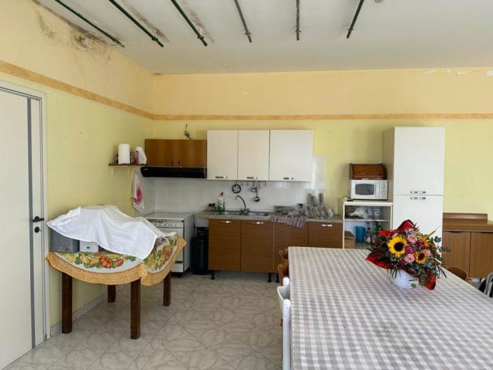 Image No.35-4 Bed Country House for sale