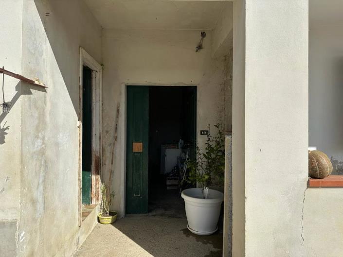 Image No.38-4 Bed Country House for sale