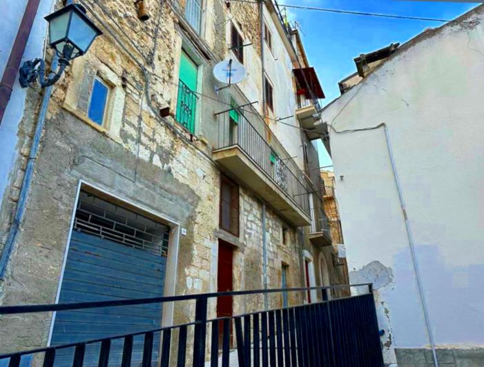 Image No.26-2 Bed Apartment for sale