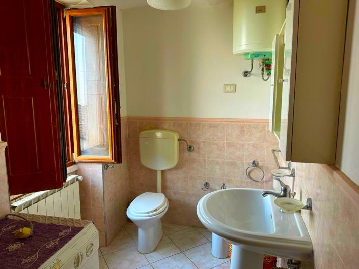 Image No.14-2 Bed Apartment for sale